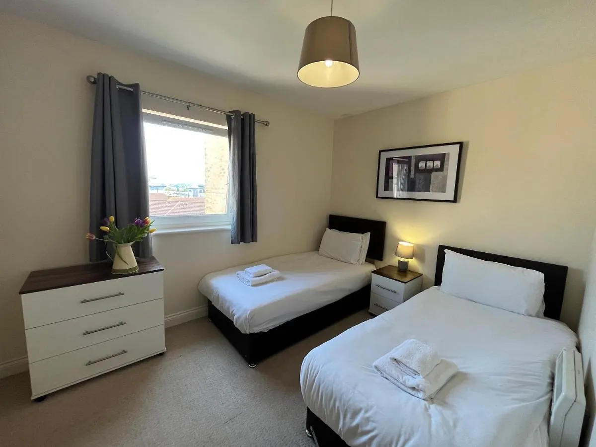 Two Bed Flat White Star Place Southampton United Kingdom