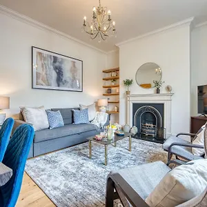 2-br Stunning Apt, Sleeps 6, Near Ocean Village - Work Contractors And Easter Special Offer!! - By Blue Puffin Southampton
